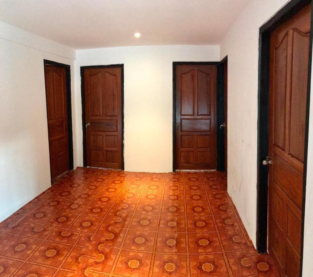 Outland Hostel Vang Vieng Dış mekan fotoğraf